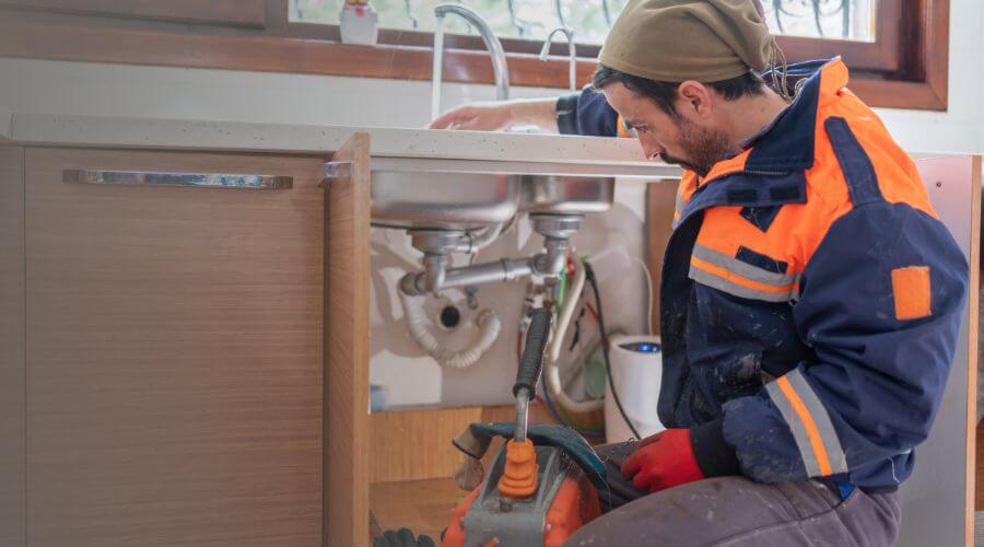 Professional emergency plumbing in Dayhoit, KY